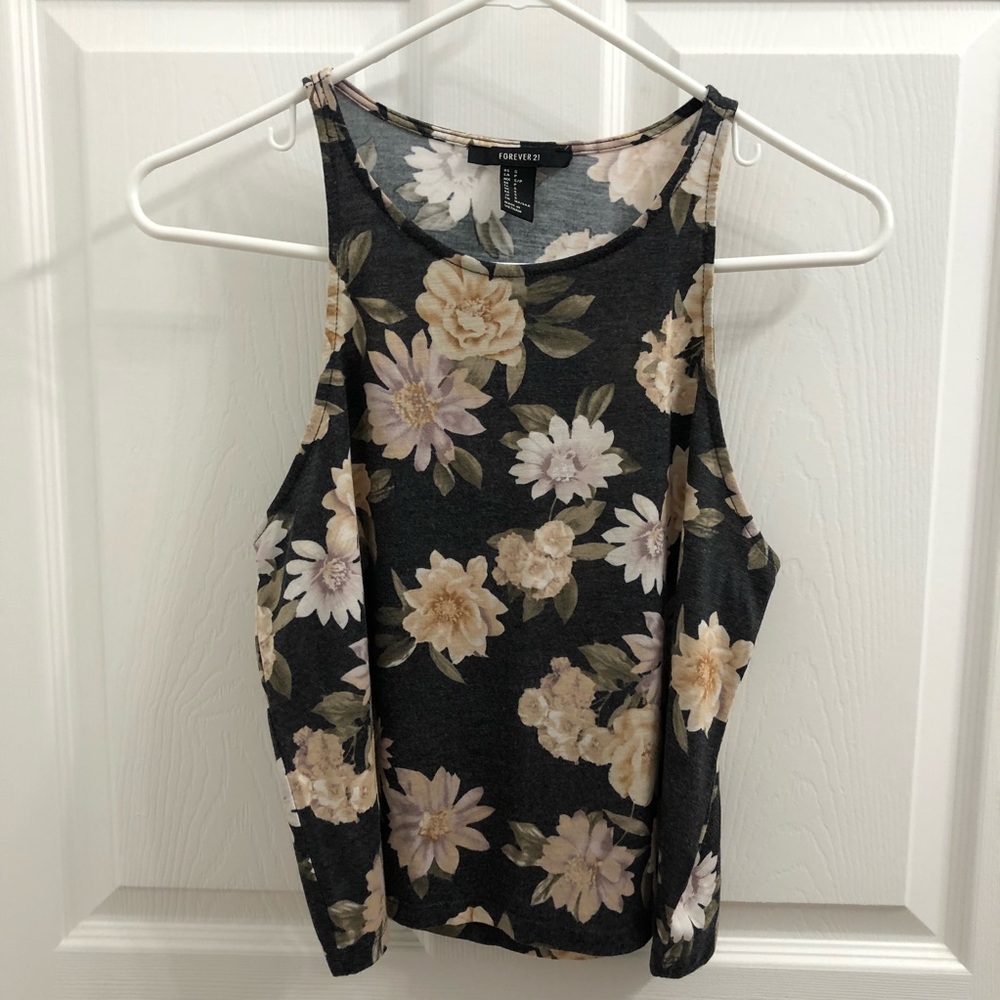 F21 Semi-Cropped Floral Tank